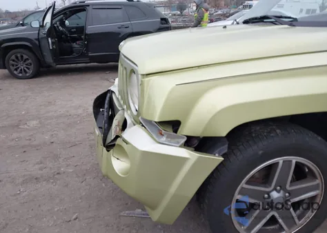 2010 Jeep Patriot Sport from USA, damaged, VIN 1J4NF2GB3AD502058